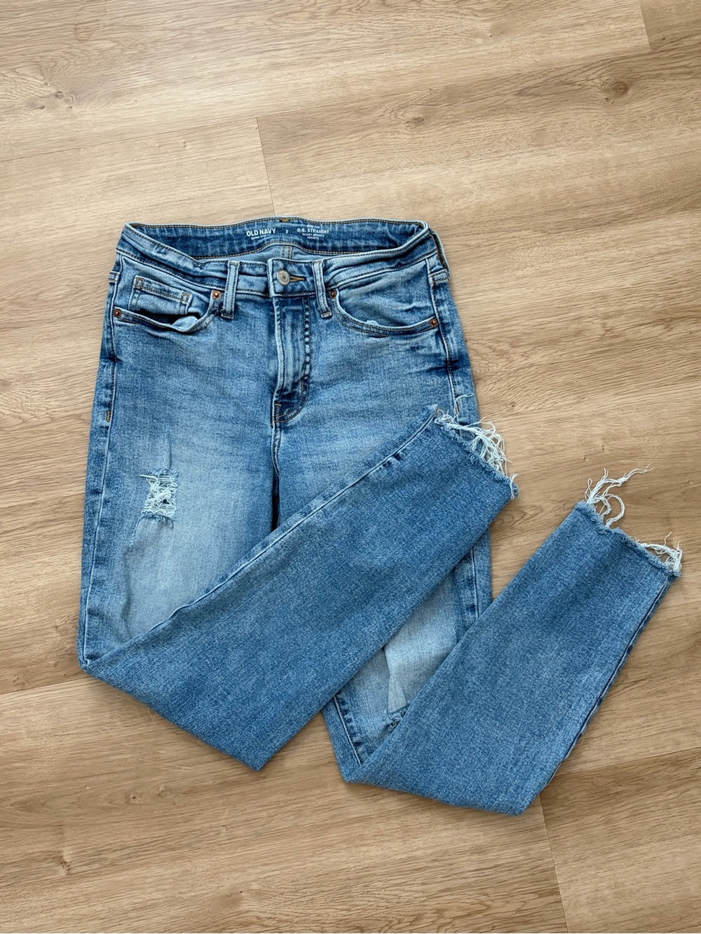 Old Navy Blue Distressed Ankle Crop Jeans